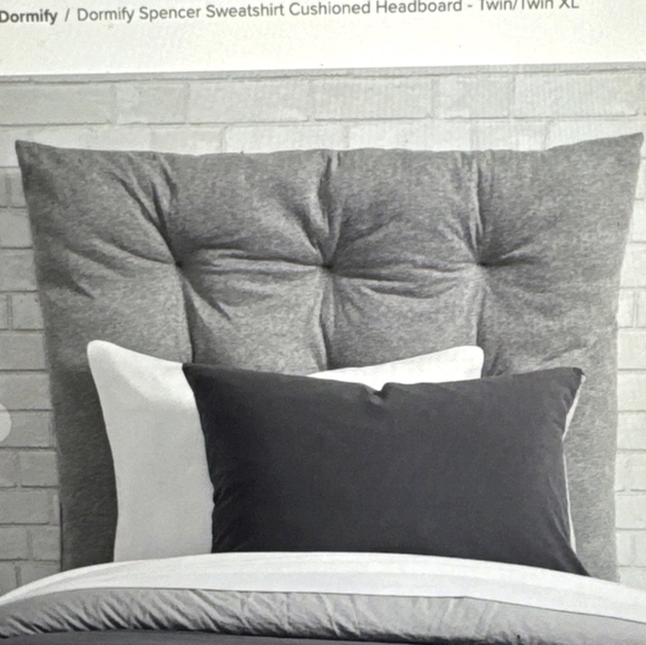 Dormify tufted headboard for college dorms - Picture 4 of 4